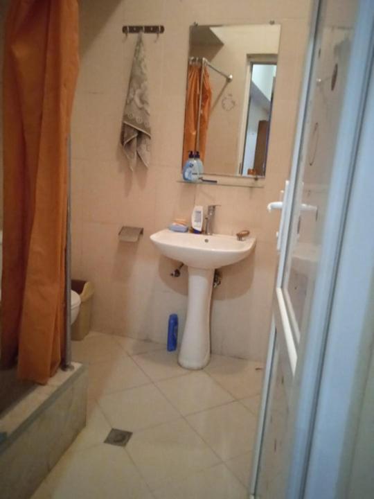 Silence Apartman Kutaiszi Kültér fotó
